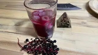 Pokeweed berry juice for arthritis