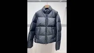 how do you like this warm jacket #adidas #gucci #lv #sneaker #nike #shoes