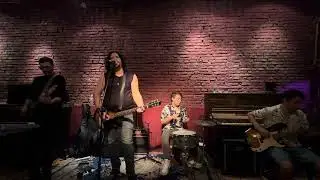 Zalo Marzoa  -  Rockstar. En La Dama de Bollini. 