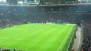 great save by Vito Mannone ( FC Schalke 04 v Arsenal FC )