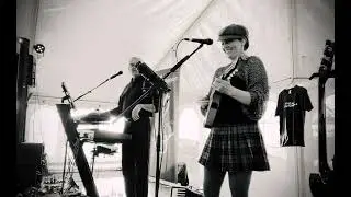 CROSSING THE MINCH/ DUALLING BANJOS