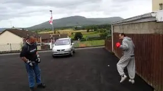 Big guy vs little guy fight funny