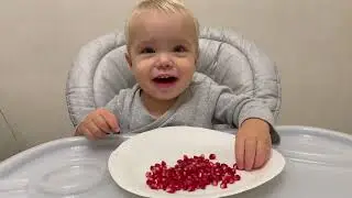 Adorable Baby Tries Pomegranate for the First Time