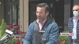 City council member, restaurant owners seek delivery service fee caps