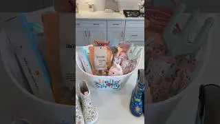 *asmr* spring gift basket 🌷💗🐛 #asmr #spring #basket #giftideas #aesthetic #satisfying