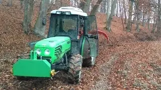 Deutz Fahr Agroplus 90 F im Wald