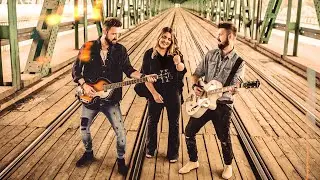 Three Of Us - Drogi naszych marzeń (lyrics video)