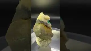 Emerald Crystal Specimen &ndash; Exquisite Mineral Beauty