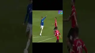 Esto es autogol de Harry Maguire o es mala suerte? 🤔