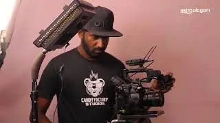 Behind the scenes of the series 