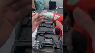 Parafusadeira Furadeira sem Fio Recarreg&aacute;vel com Maleta 45 pe&ccedil;as USB C BIVOLT
