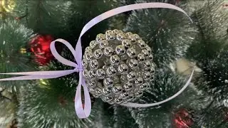 Comment fabriquer une boule en PERLE, DÉCORATION NOËL.
