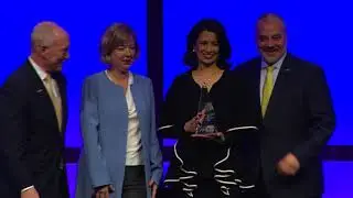 Renu Khator Presented With the 2018 Fellows Mentor Award