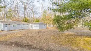 306 DEVONSHIRE DRIVE, PRUDENVILLE, MI Presented by Kevin Nagel.