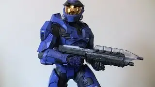 Blue Spartan Master Chief Premium Format by Sideshow Collectibles