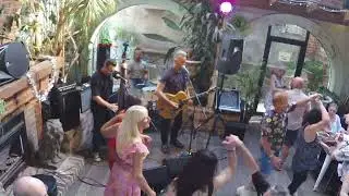 Slim Gritty performing a selection of three songs at intimate venue