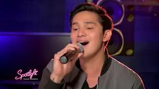 Ruru Madrid performs 