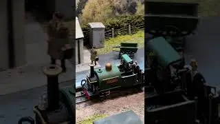🚂 Narrow Gauge Train Pulls Up to the Station #modeltrains #railway #shorts