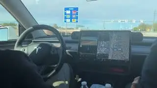 Full Self-Driving (FSD) &mdash; система автономного управления машиной от компании Tesla в работе!