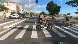 Duas rodas, um motor e Vit&oacute;ria como cen&aacute;rio.