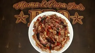 Обзор свиной лопатки, приготовленной по рецепту &laquo;Low n Slow Pork Butt and Blues Hog Sauce&raquo; от Mama and Papa Joe's.