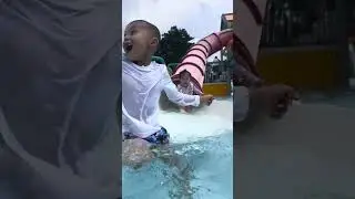 itsRYAN Spends a Day at the Waterpark!