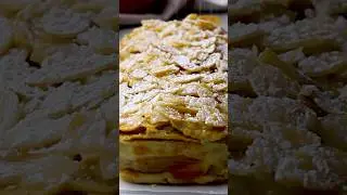 This is called G&acirc;teau Invisible because the apples disappear into the cake once baked. 🍎✨ #recipes
