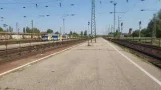 630 032 a Hern&aacute;d-Zempl&eacute;n InterCity-vel Hatvanban