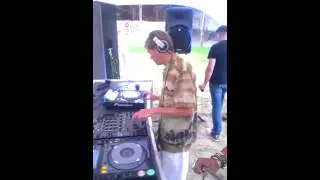 Josh Lasden Open air party