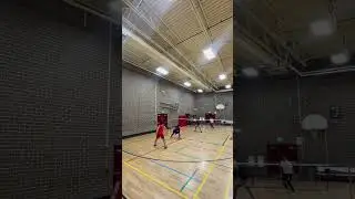 A fast and flat exchange finished by a smash! #fastandfurious #badmintonhighlights #smashbadminton