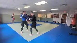 Muay Thai - punch, elbow and knee combo
