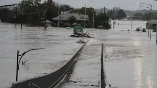 Windsor reaches ‘major’ flood levels as bridge submerged