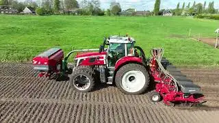 Massey Ferguson 7S 210 met Horsch Maiszaaier 8 rijer