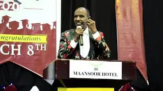 Jilaa Sooraan oo Khudbada Layaab Leh u Jeediyey Ardayda Jaamacad Ka Qalinjabisay