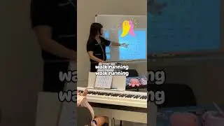 🎹 Let's clap together! Clapping exercise during Contemporary Music Lab...