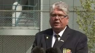 Federal government criticized for slow clean up of Vancouver oil spill
