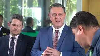 Ministro fala sobre casos suspeitos de gripe aviária no Brasil
