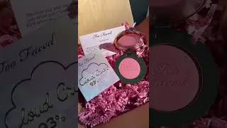 unboxing with me 🎀#unboxing #boxing #pink #mekaup #skincare #aesthetic #boxing up 🎀