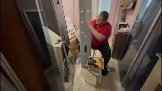 Душевая кабинка,адаптация систем подачи воды и канализации.