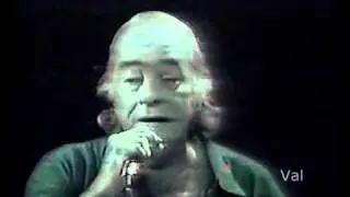 Garota de Ipanema  - Vinícius de Moraes e Toquinho.