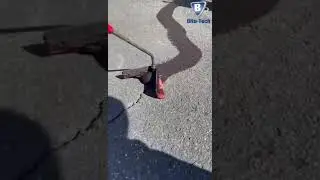 Crack Sealing Bituflex . www.bitu-tech.com