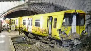Liverpool train driver sent WhatsApp message before crash (UK) - ITV News - 8th March  2022