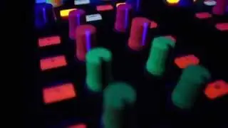 Chroma Caps from DJTT review by bentselben (Traktor kontrol X1 + Traktor kontrol F1)