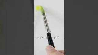 Swatching Roman Szmal lemon yellow PY61
