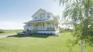Bernice Friesen - Gorgeous Country Home