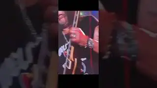 Broken String? No Problem. Slash Keeps It Rockin&rsquo;