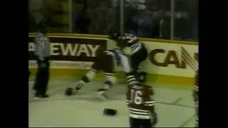Tie Domi vs Stephane Matteau NHL Sept 22/93