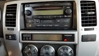 Как снять магнитолу/CD-проигрыватель с Toyota 4Runner 2007 года для ремонта.