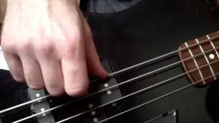 Floating Thumb Technique for Bass Guitar