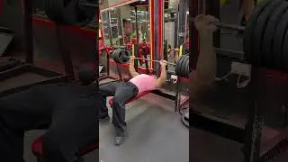 100kg bench press challenge 😊💪❤️#shortvideo #viralvideo #gymreelsvideo #workout #gymlover